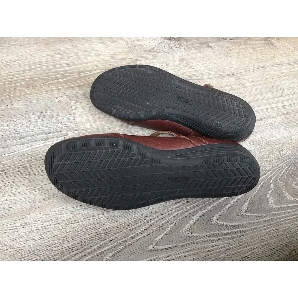 Taos Uncommon Womens 11 W Brown Leather Mary Janes Flats Curves and Pods Comfort